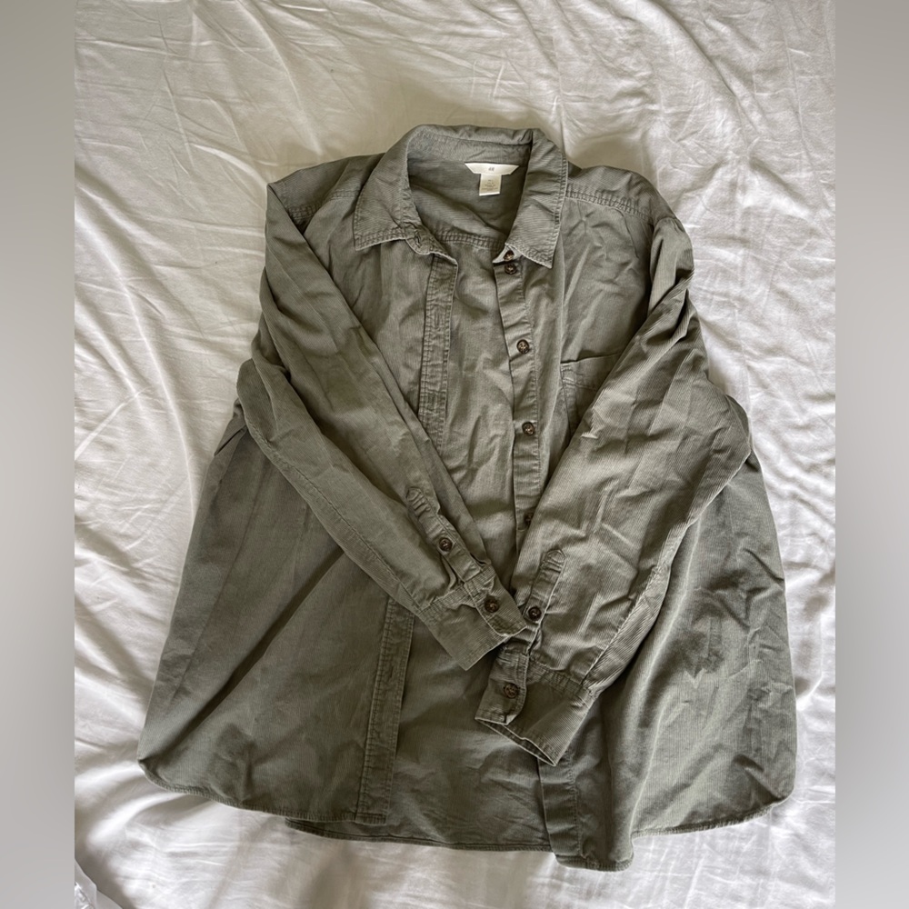 Green ribbed jacket